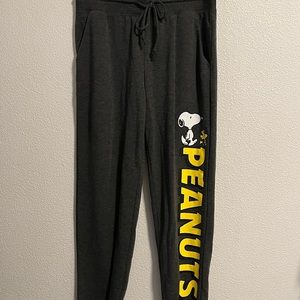 Peanuts NWOT sweats